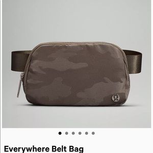 luluelemon everywhere belt bag